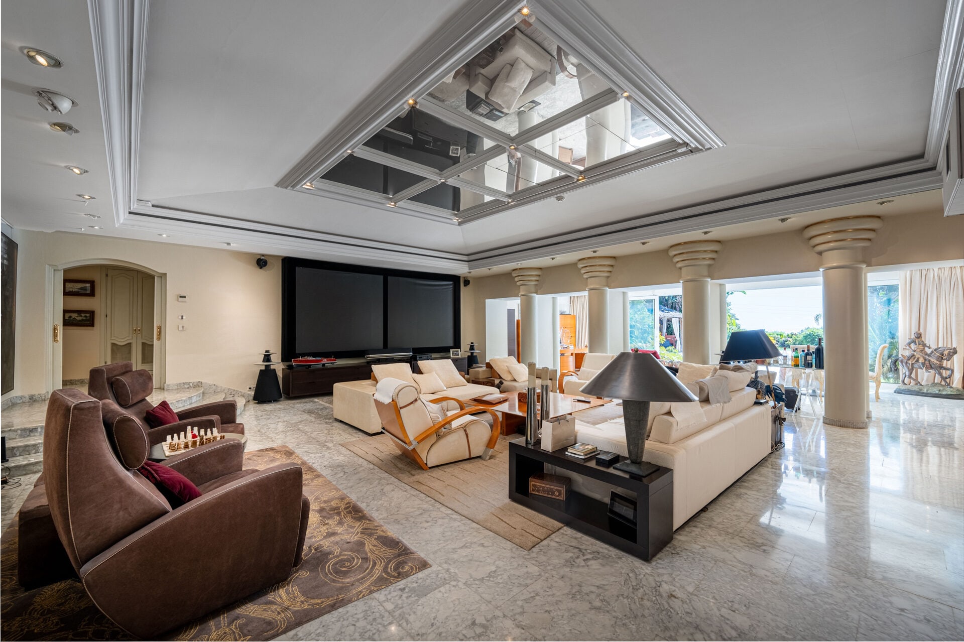 4 Bedroom Villa for Sale in Nagüeles, Marbella, Marbella - €3,850,000 - 000159