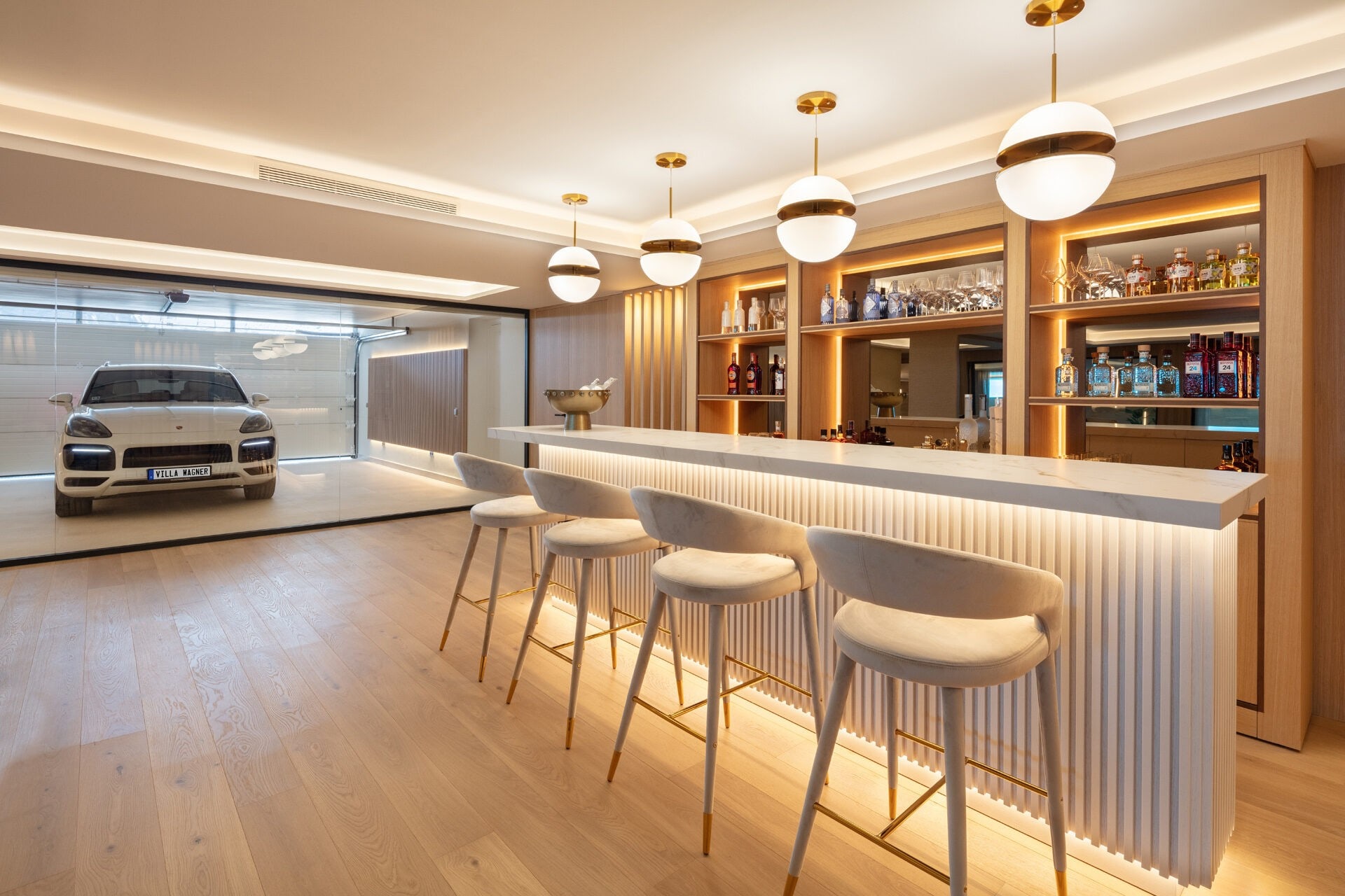 6 Bedroom Villa for Sale in Marbella, Marbella - €14,500,000 - 000165