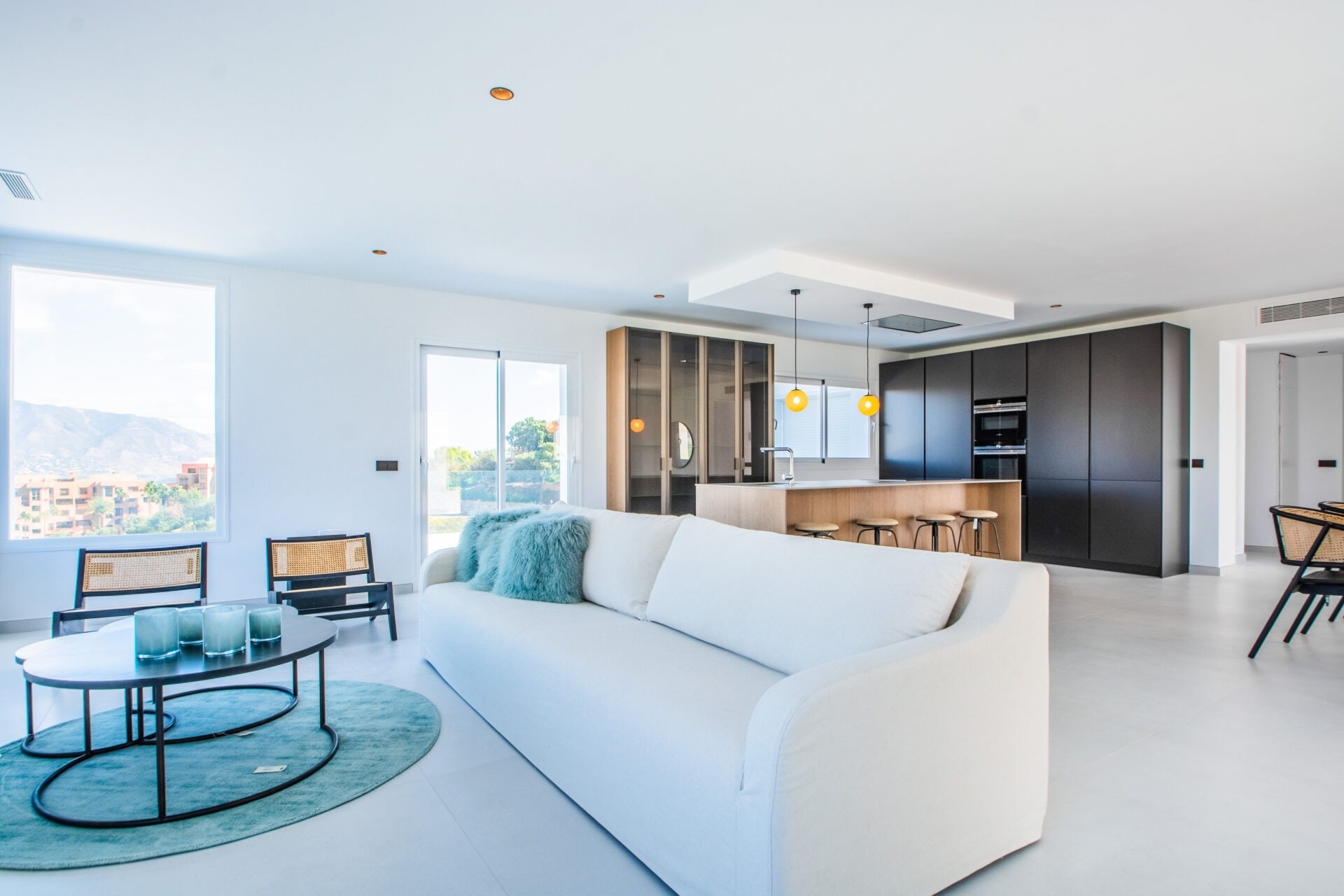 4 Bedroom Villa for Sale in La Mairena, Marbella - €2,400,000 - 000199