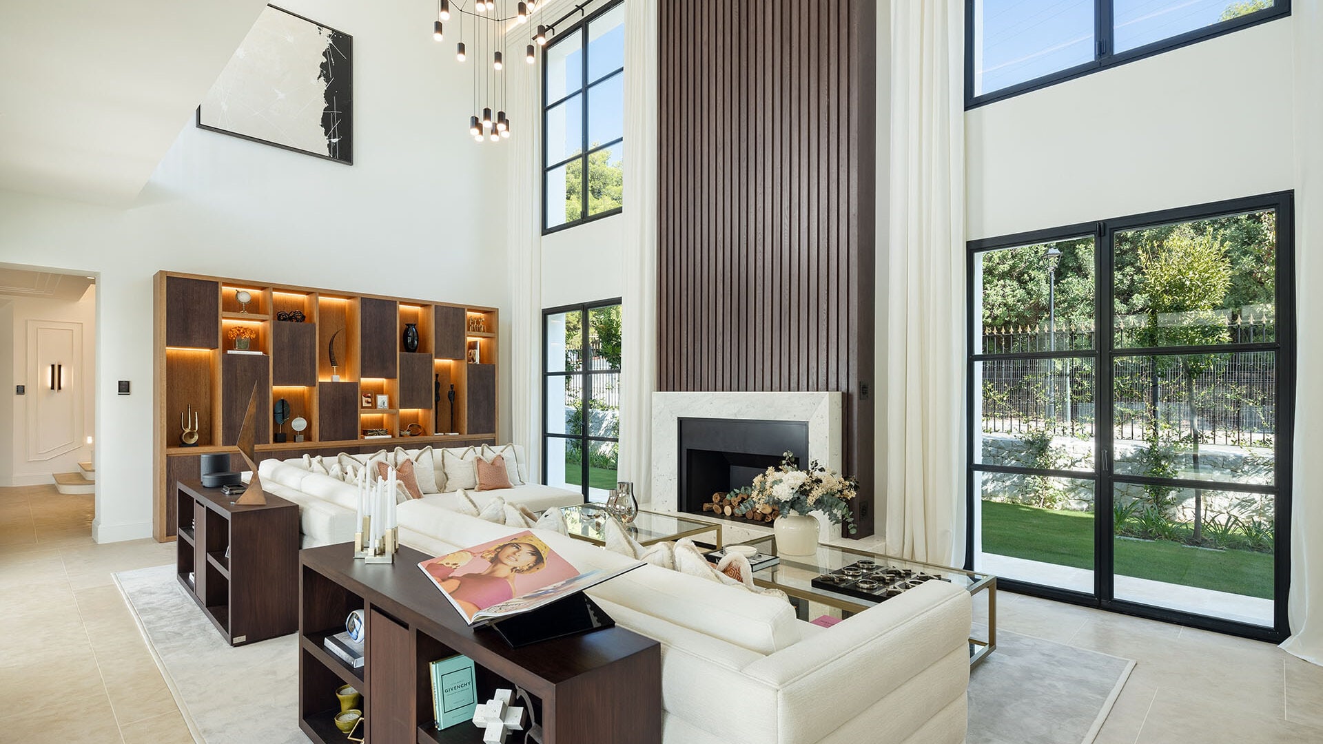 6-bedroom Villa for sale in Cascada de Camoján, Marbella with Private Swimming Pool