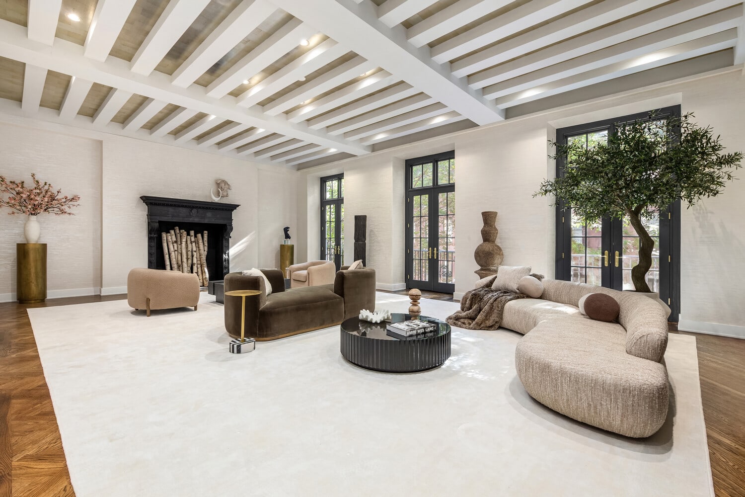 Neo-Federal Mansion on the Upper East Side Offering Historic Pedigree and Contemporary Luxury